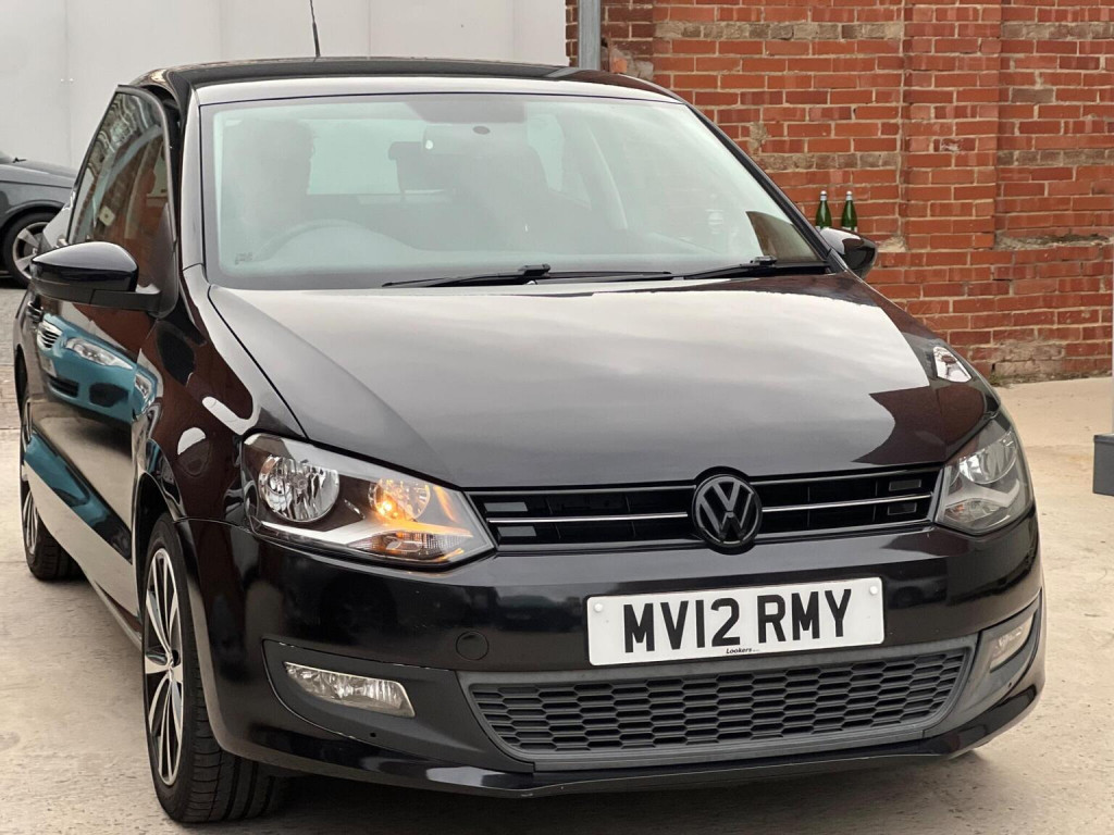 2012 Volkswagen POLO